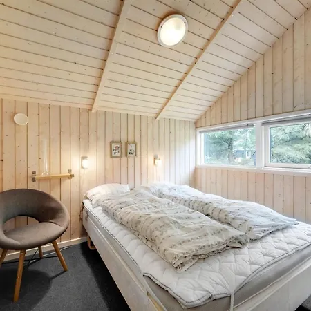 Anisette - 1km From The Sea By Interhome Feriehus